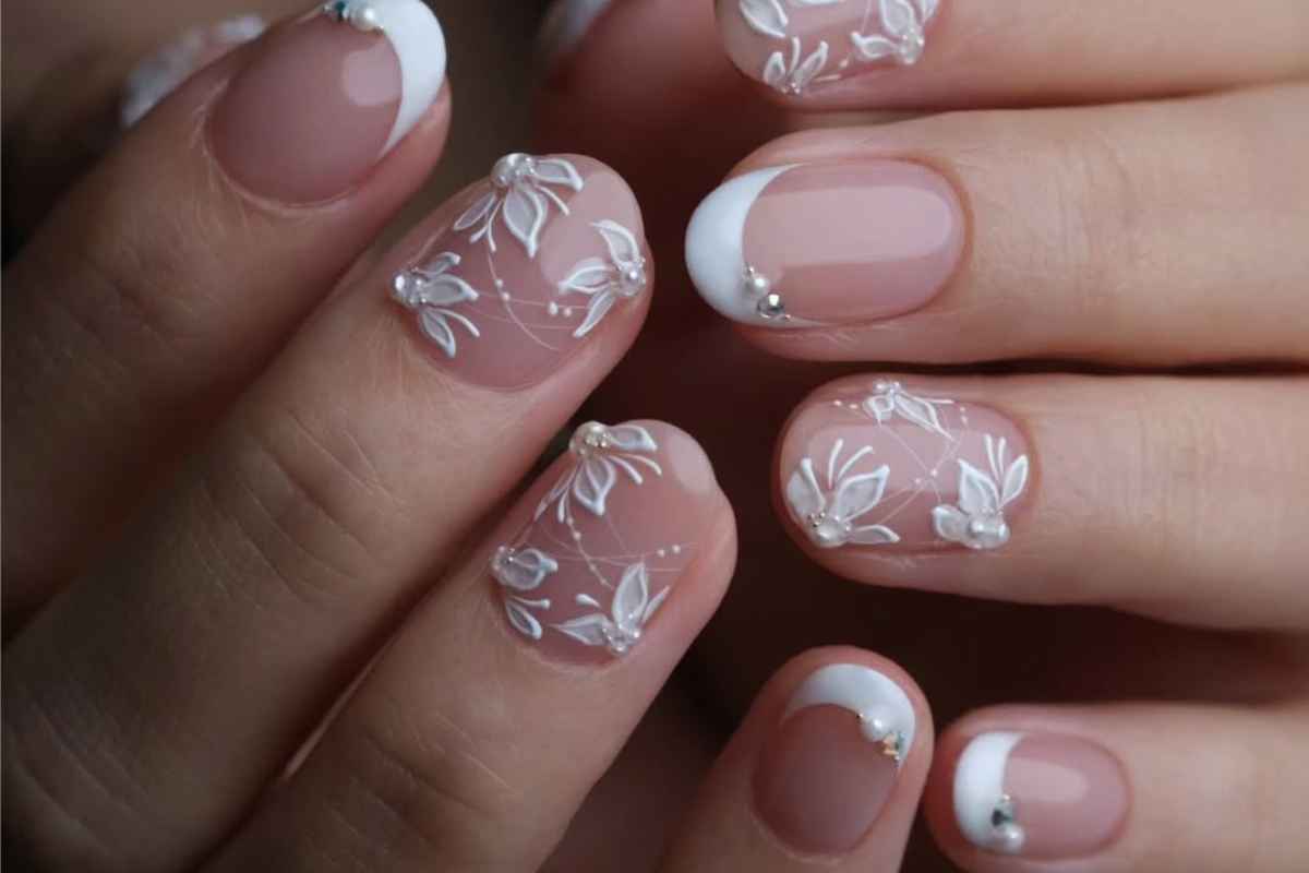 Elegant Floral Bridal Nail Designs