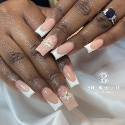 2-Daisy-Glazed French Tips
