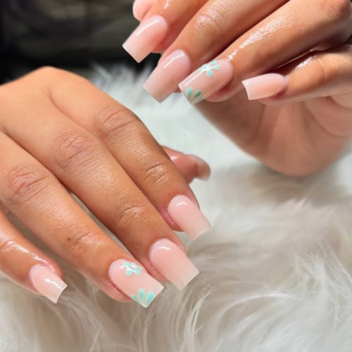2-Subtle Floral Nude Nails