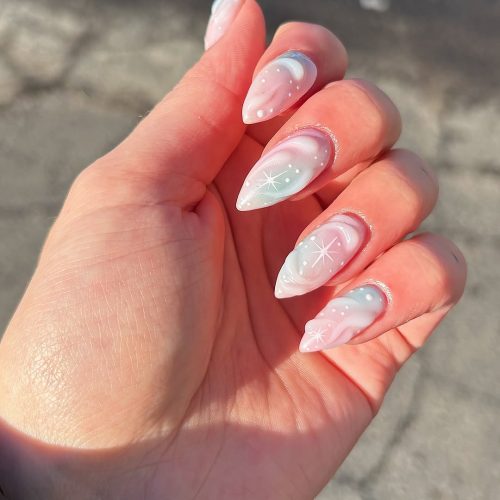7-Ethereal Aura Nails for Spring