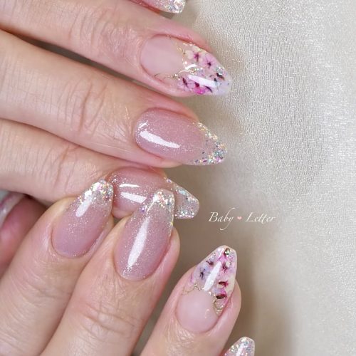 8-Sparkle & Petals